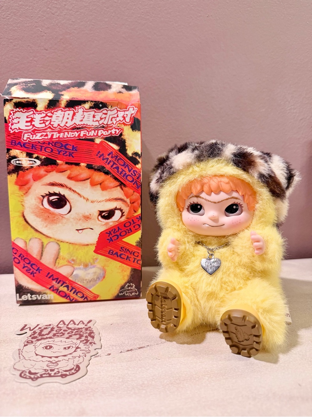 MINISO WAKUKU Fuzzy Trendy Fun Party Series Plush Blind Box-Back to Y2K
